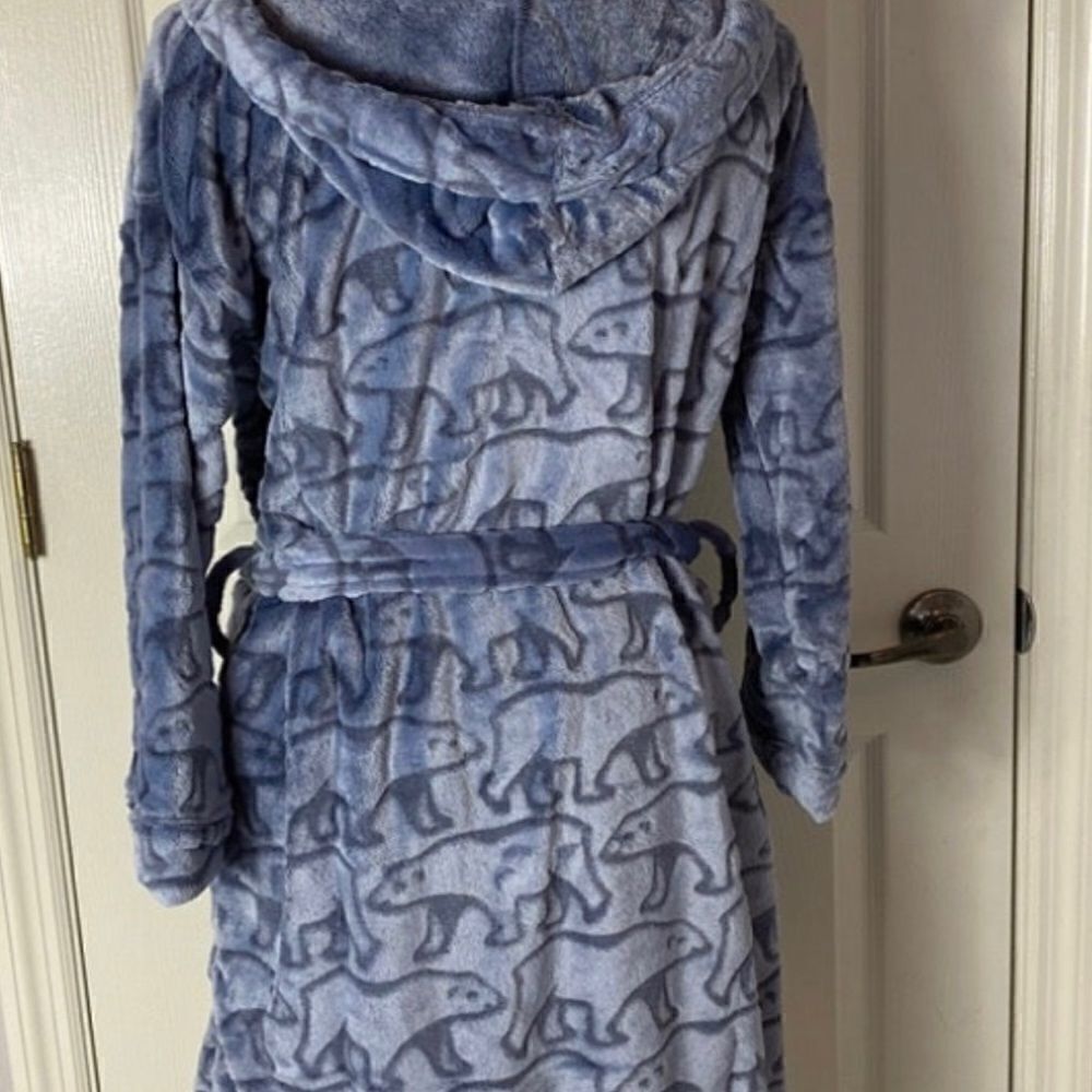 Vera Bradley Fleece Robe - Berry Merry Cool Blue - Picture 3 of 9